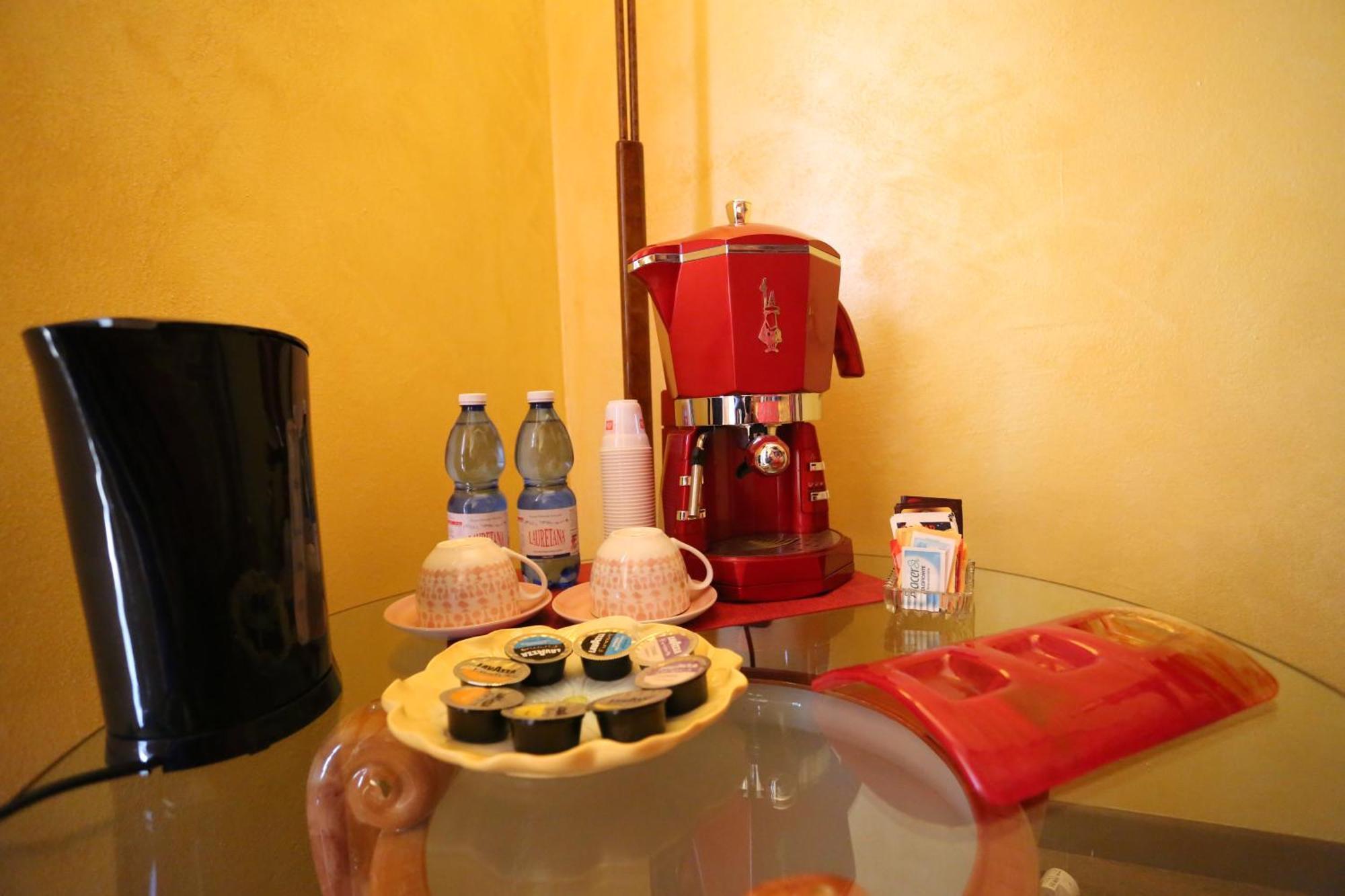 B & B L'Almanacco San Martino in Strada ภายนอก รูปภาพ